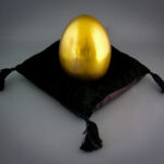 Sculpture My Golden Egg